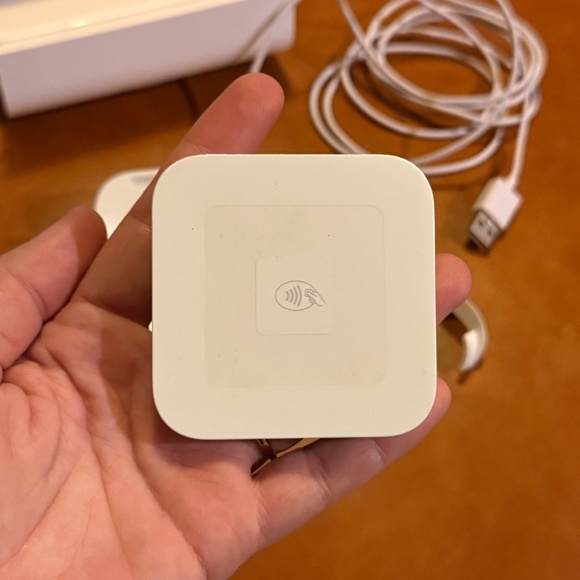 Square Point of Sale POS Register, Stand & Card Reader S089 for 9.7" iPad - Picture 4 of 8